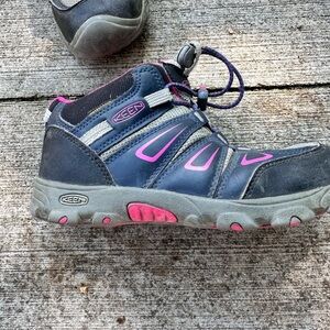 Keen Kids' Navy and Pink Outdoor Hiking boots size 3
